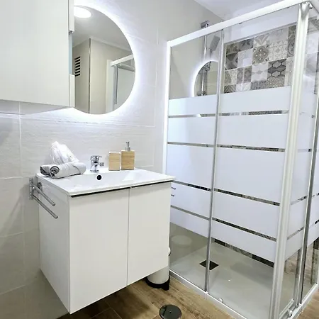 Ocean View Luxury Americas דירה