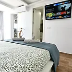Ocean View Luxury Americas 아파트 *